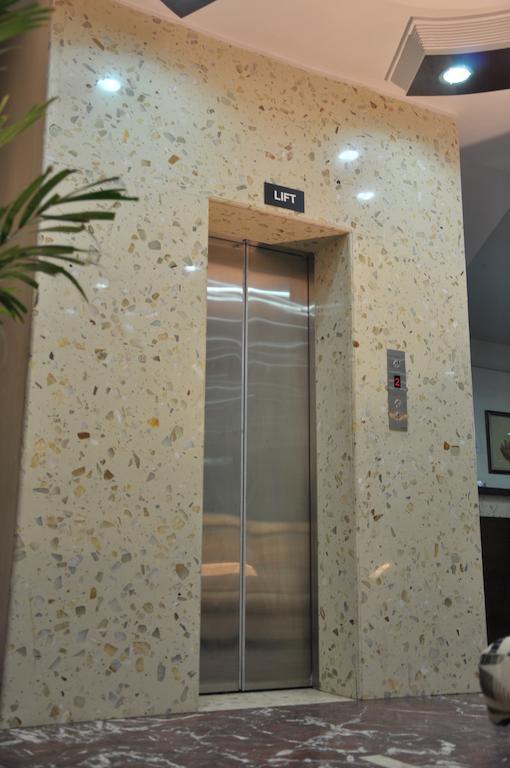Hotel Metro Джапур Экстерьер фото