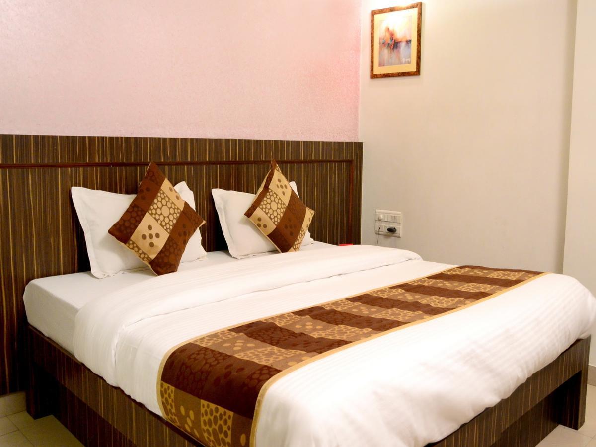 Hotel Metro Джапур Экстерьер фото